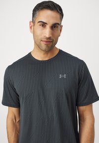 Under Armour VENT  - Športne majice - black/castlerock