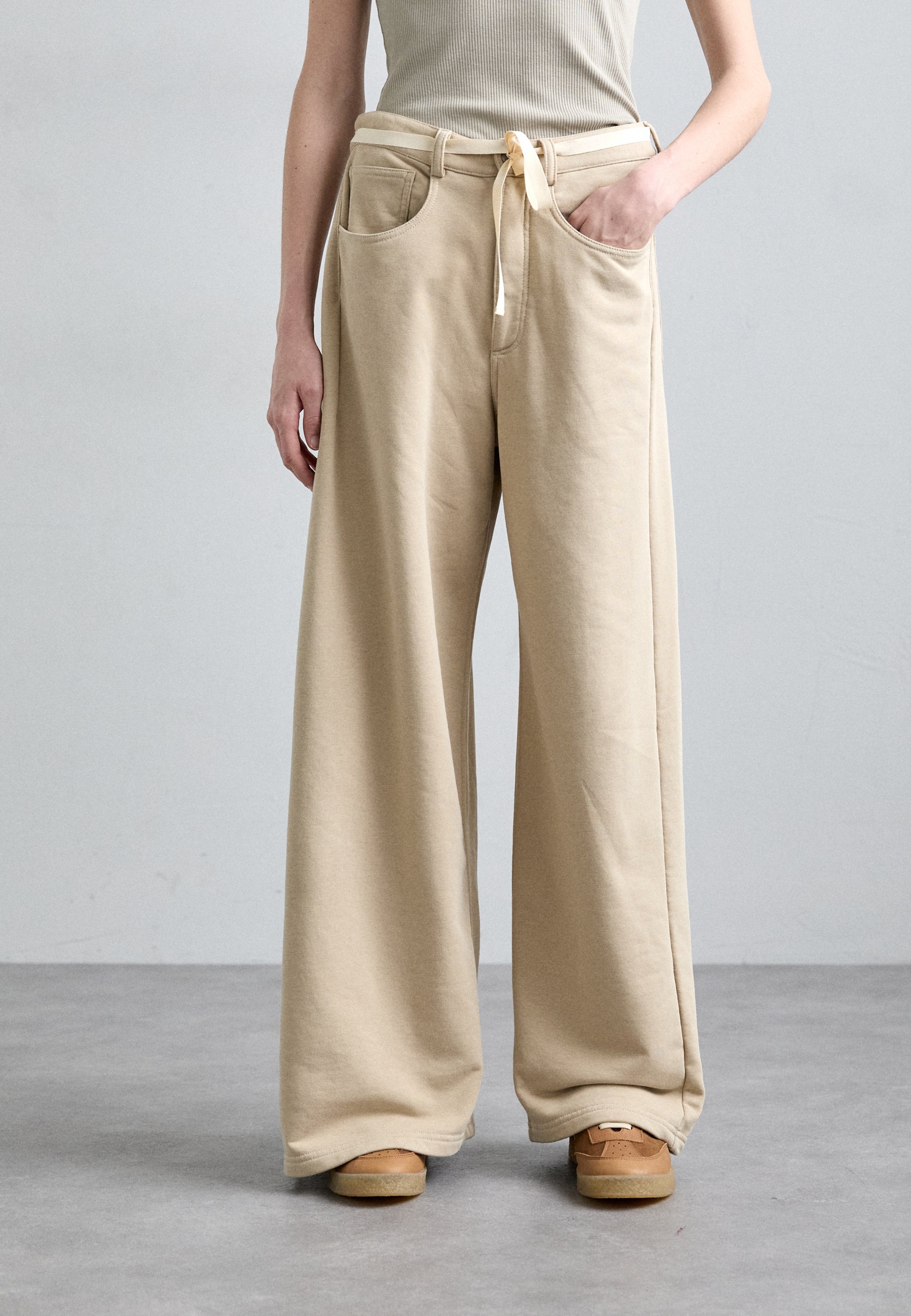 MM6 Maison Margiela PANTS 5 POCKETS - Trousers - sand beige/sand  