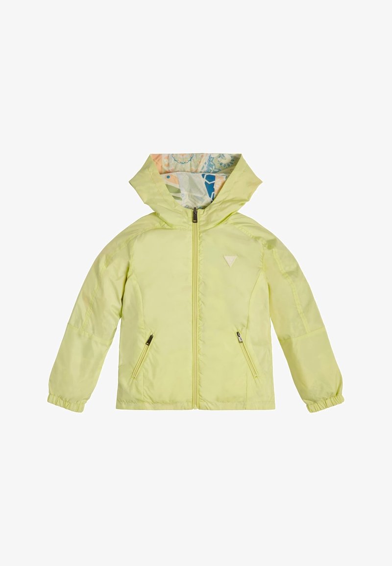 Jasnożółta kurtka zapinana na zamek z kapturem, z dwoma bocznymi kieszeniami i wzorzystą podszewką. Wykonana z gładkiego materiału syntetycznego.