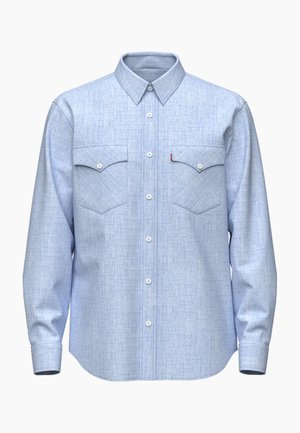 Camicia a maniche lunghe blu chiaro in tessuto testurizzato, dotata di due tasche sul petto, colletto con bottoni e polsini regolari.