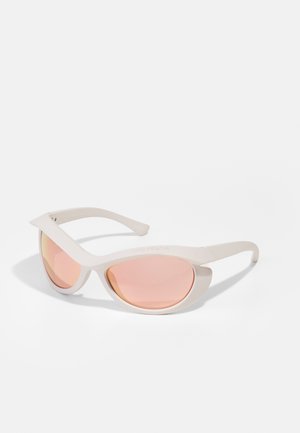 Sunglasses - pink
