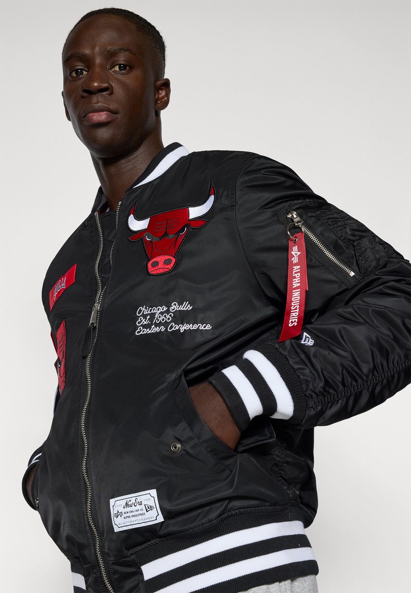 New Era NBA ALPHA INDUSTRIES CHICAGO BULLS JACKET Outdoor jacket