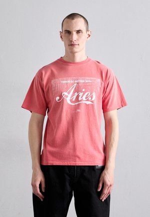 SUNBLEACHED TEE - T-Shirt print - red