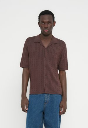 MARILYN CABLE SHIRT - Gilet - choc