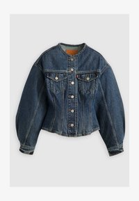 Δεν επιλέχθηκε, wonderlust no tack