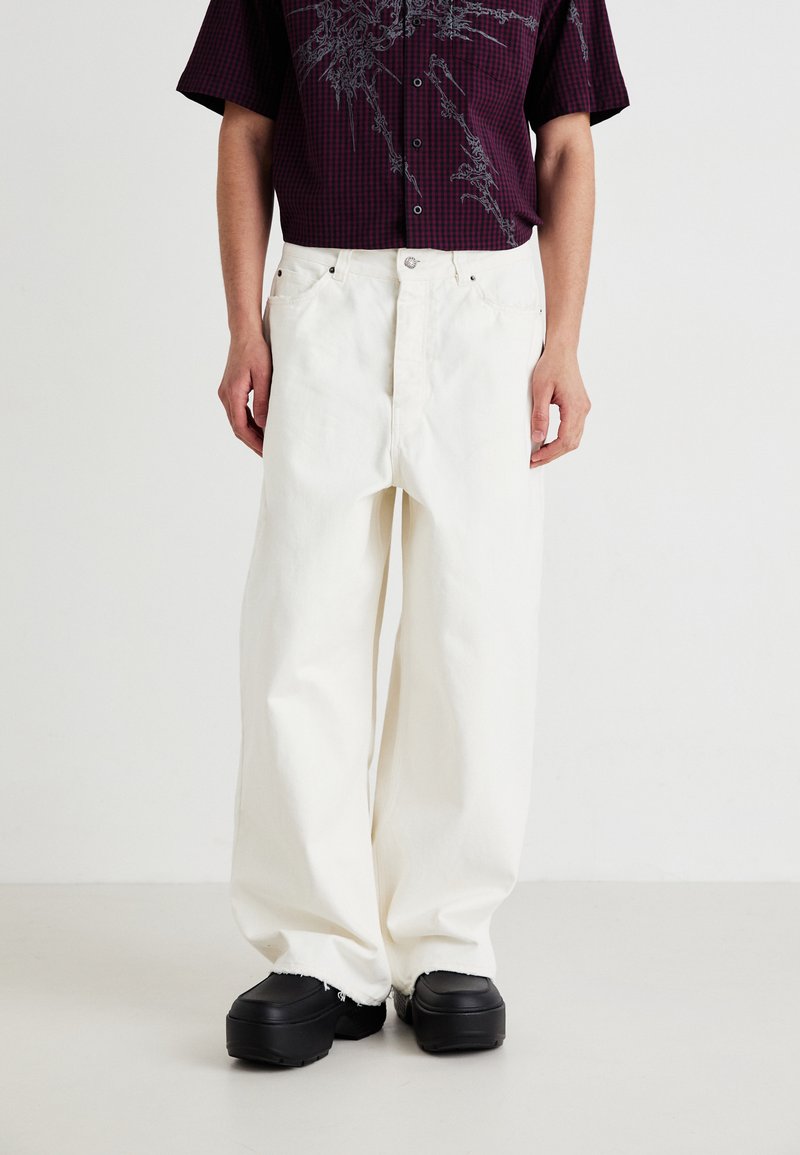 Jaded London XL COLOSSUS - Straight leg jeans - white - .ie Jaded 