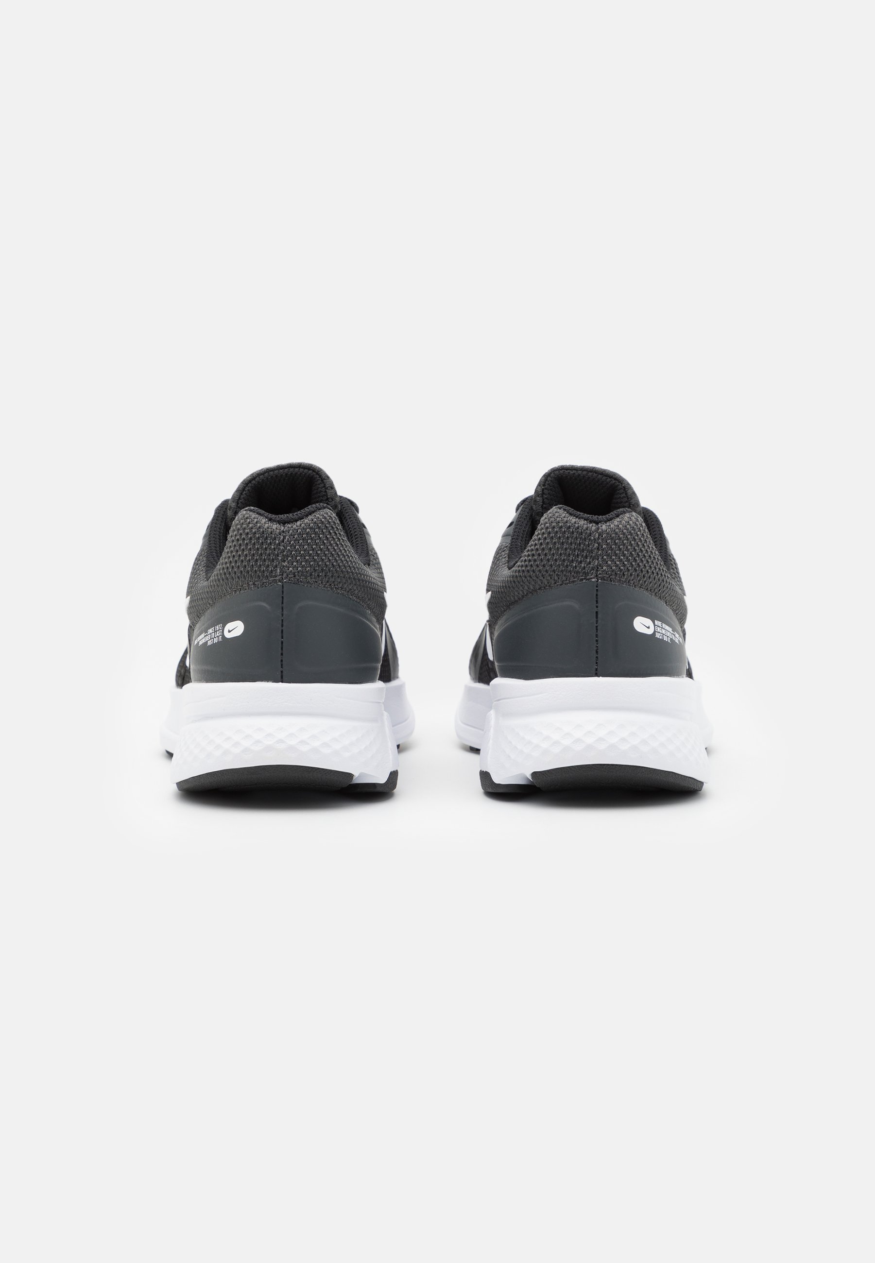 Nike Performance RUN SWIFT 2 - Zapatillas de running neutras -  black/white/dark smoke grey/negro - Zalando.es