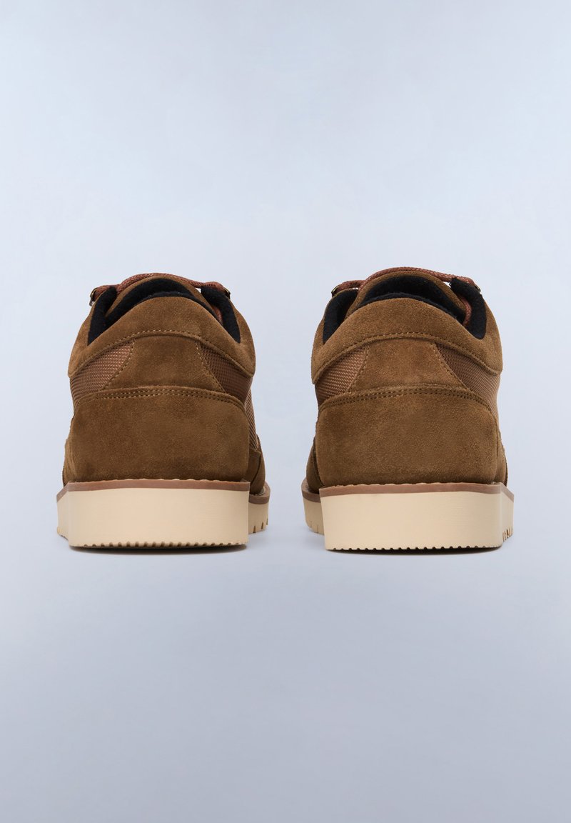 Napapijri Sneakers basse golden brown/marrone scuro