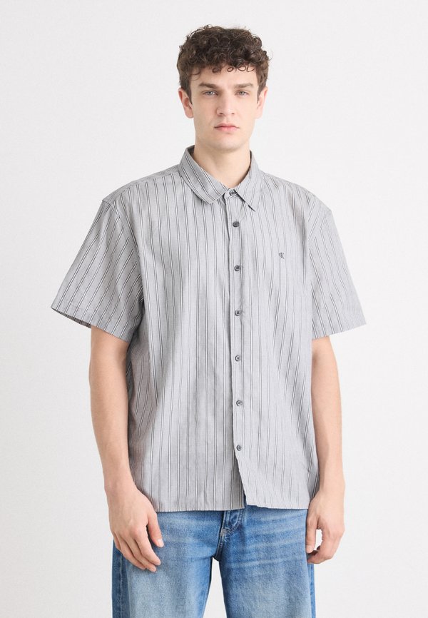 TEXTURED EASY SHIRT - Hemd