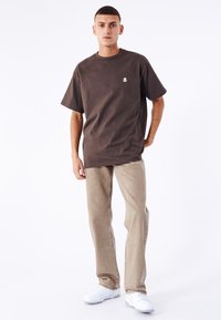 Dr.Denim TROOPER  - T-shirts basic - dark cedar dd global