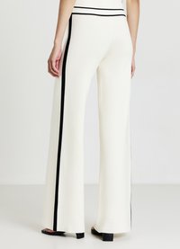 Calliope PALAZZO CON PROFILI - Pantaloni - bianco
