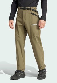 Adidas Terrex XPERIOR - Hlače za otvoreno - olive strata