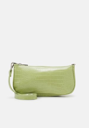 Hellgrüne kleine Handtasche mit Krokodilstruktur, abnehmbarem Handgelenksriemen und Reißverschluss oben.