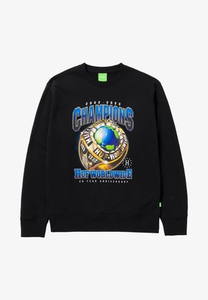 Schwarzer Hoodie mit großem Grafikdesign eines Globus und einer Meisterschaftsring. Der Text beinhaltet "CHAMPIONS" und "HUF WORLDWIDE 20 JAHRE JUBILÄUM."
