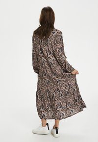 Cream Vardagsklänning - brown
