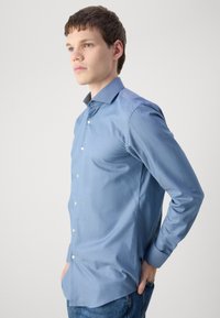 HUGO KASON - Srajca - medium blue