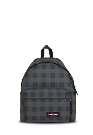 Mochila Eastpak a cuadros gris oscuro con bolsillo delantero y parche con logo de la marca en el bolsillo, cierre de cremallera y asa superior.