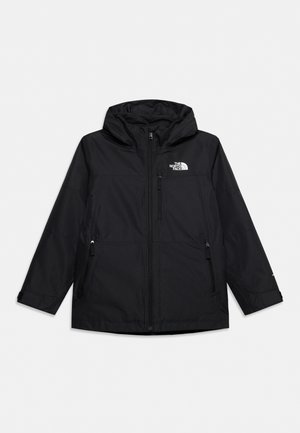 Veste imperméable noire avec capuche, fermeture éclair frontale et trois poches zippées, avec le logo The North Face sur la poitrine.