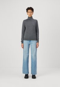 GAP Strikkegenser - charcoal heather