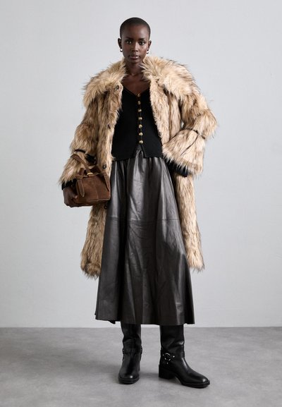 By Malene Birger MIVILO - A-snit nederdel - black