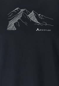Vuoristojono erivärisine huippuineen sanan "Whistler" yläpuolella ja kolmion muotoinen logo tummalla taustalla.