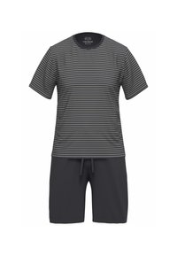 Grau gestreiftes T-Shirt mit kurzen Ärmeln, kombiniert mit grauen Shorts, die einen verstellbaren Kordelzugbund und einen weichen, strukturierten Stoff haben.