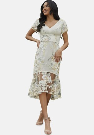 EMBROIDERED MIDI - Cocktail dress / Party dress - white