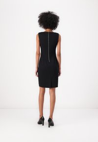 Calvin Klein GATHERED DRESS - Šaty do práce - black