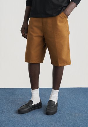 SINGLE KNEE - Τζιν σορτς - hamilton brown  rigid