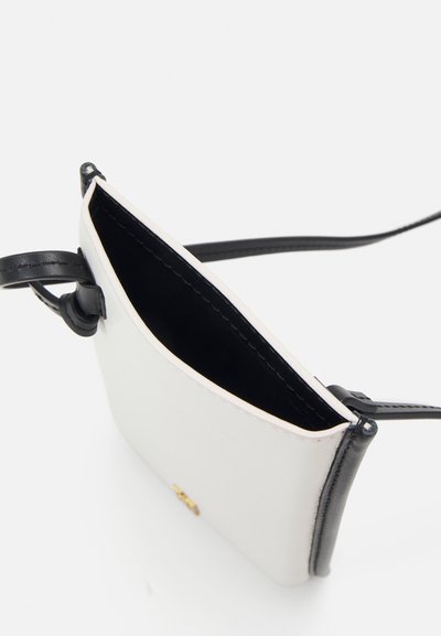 By Malene Birger AYA PHONE - Telefono krepšelis - black/white