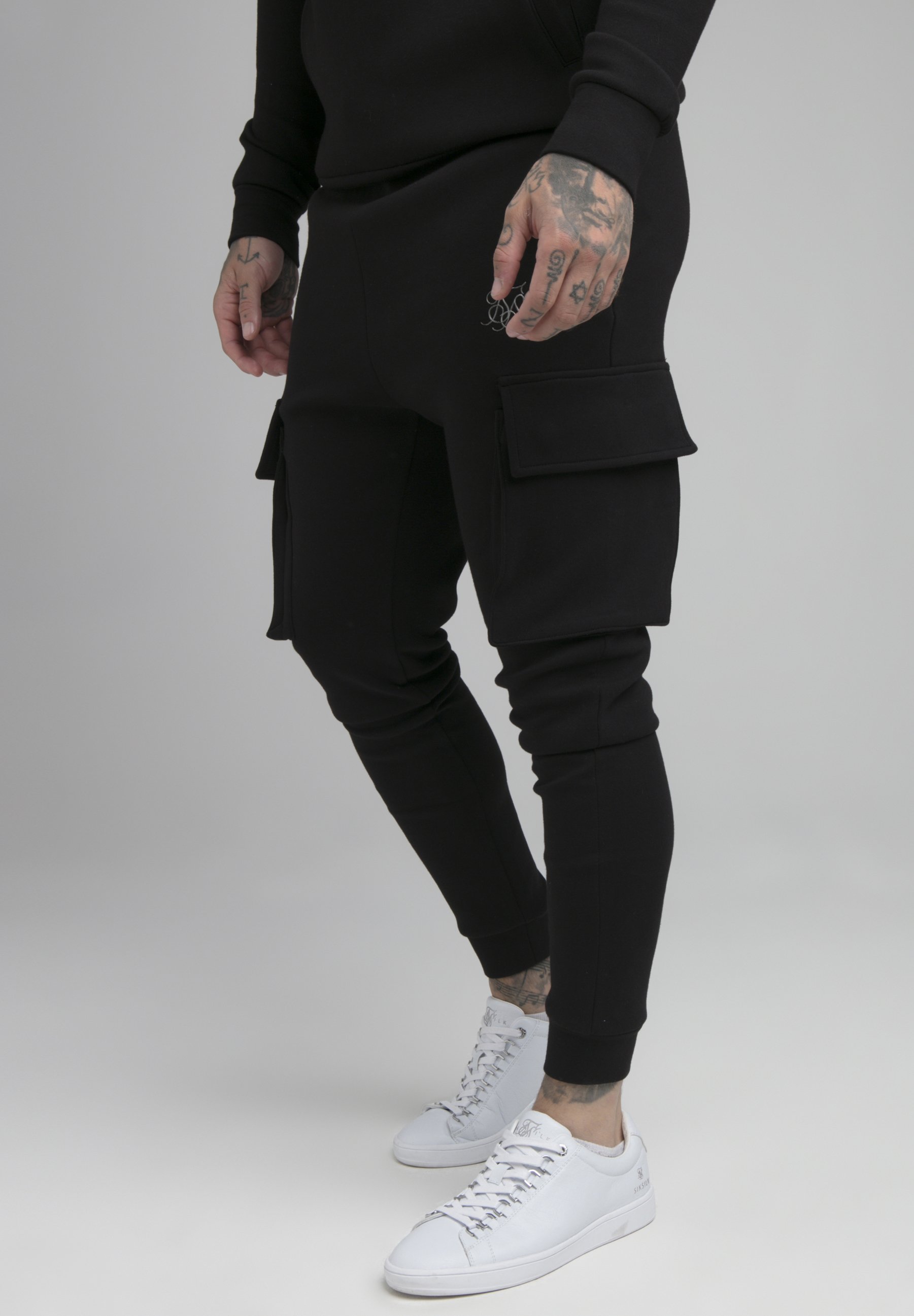 Pantalones SikSilk | X Dani Alves Pantalones Cargo Negro Hombre \u003c MyOmBox