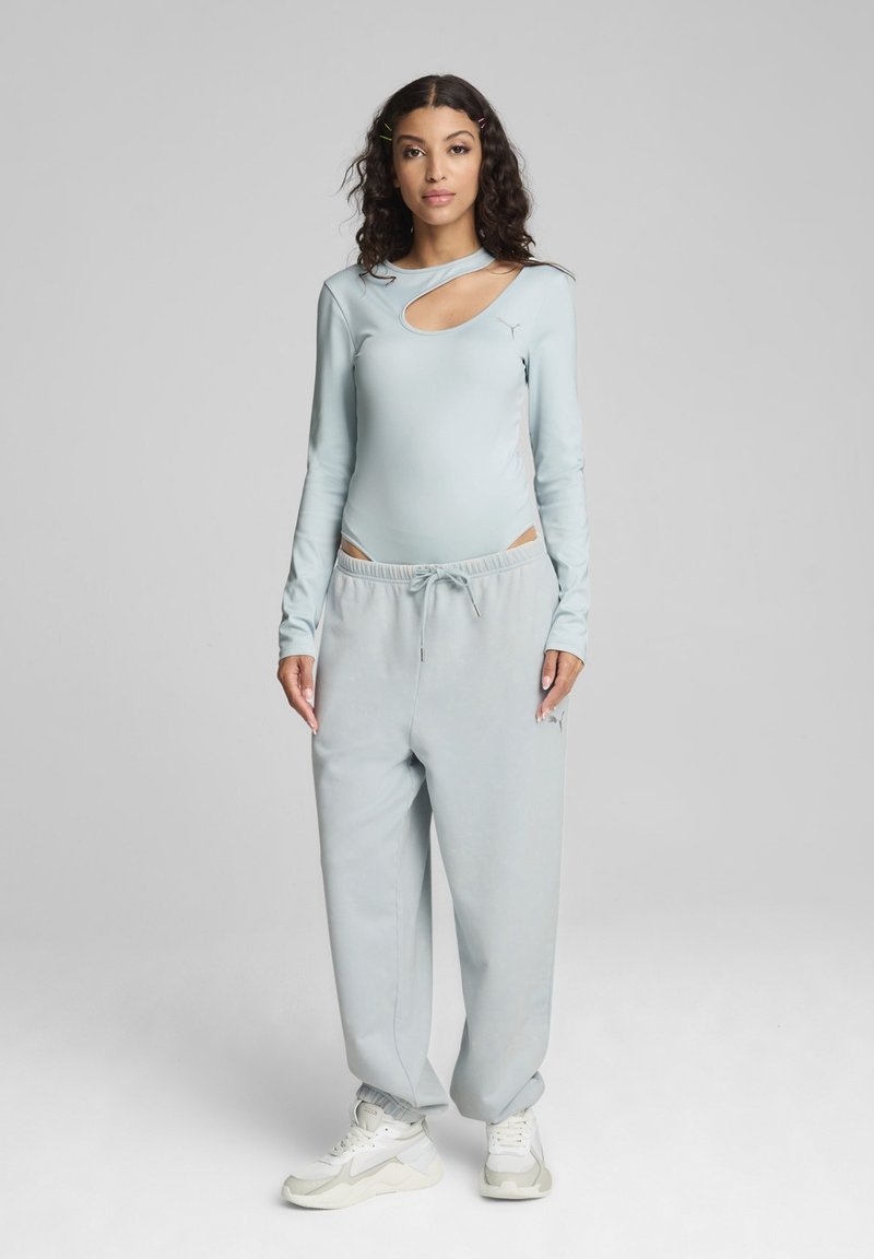 Puma DARE TO GYM - Langærmet T-shirt - frosted dew