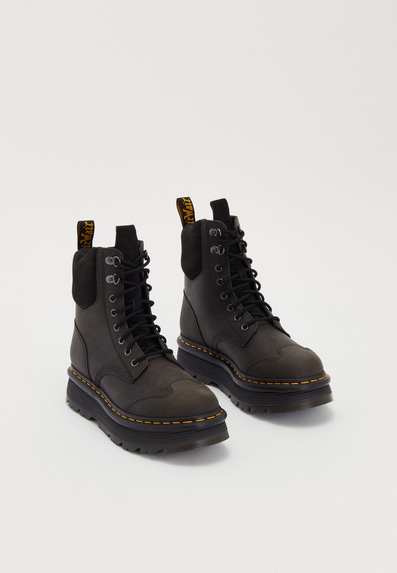 Dr. Martens ZEBZAG 8 TIE UNISEX - Aulinukai su platforma - black/charcoal grey