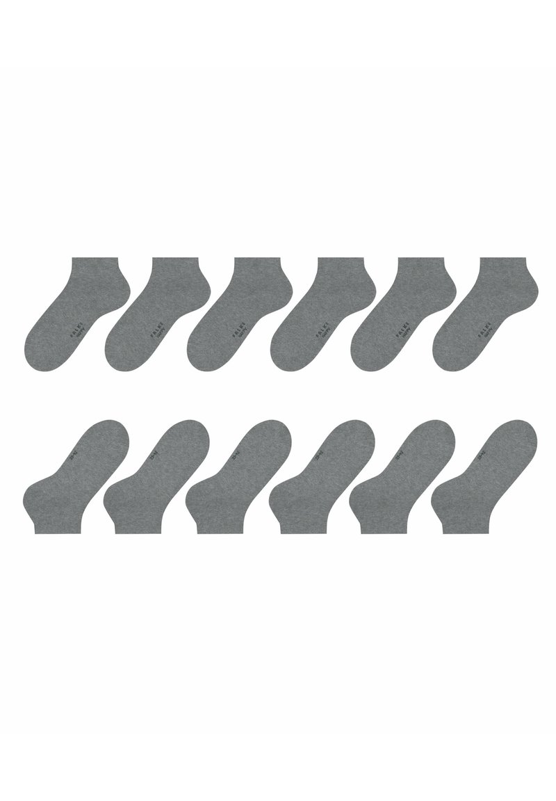 Grå bomullssockor visade i flera par, med en låg design och en mjuk textur med en diskret logotyp på sidan.