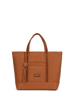 Borsa tote in pelle marrone con due manici, tasca frontale, nappina decorativa e targhetta rotonda attaccata a un manico.