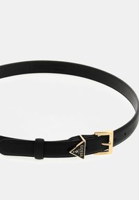 Czarny skórzany pasek z fakturowaną powierzchnią, złotym klamrą i trójkątnym logo na pasku. Minimalistyczny design.