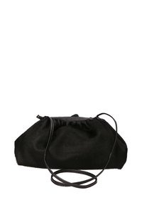 Borsa a tracolla in pelliccia artificiale nera con design arricciato, chiusura con cordoncino e tracolla in pelle rimovibile. Texture liscia e forma compatta.