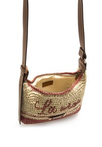 Borsa a tracolla intrecciata con colori beige e terracotta, tracolla in pelle marrone regolabile, apertura con cerniera e "La vie" ricamato sul davanti.