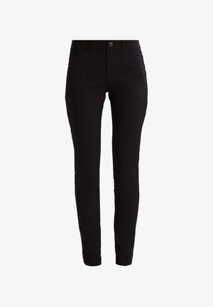 Czarne dopasowane spodnie wykonane z fakturowanej tkaniny, z przednimi kieszeniami i zapięciem na guzik. Gładkie wykończenie z subtelnymi detalami przeszycia.