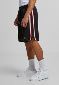 Karl Kani SIGNATURE TAPE - Short - black