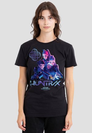 NETFLIX, KPOP DEMON HUNTERS HUNTRIX DEMON HUNTERS GROUP - Print T-shirt - black