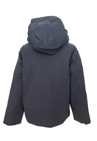 Czarna kurtka z kapturem o gładkiej teksturze i prostym designie. Posiada luźny krój oraz brak widocznych oznakowań lub akcentów.