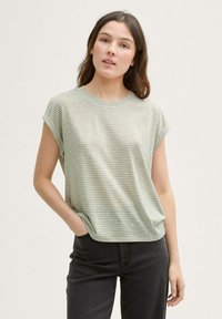 TOM TAILOR DENIM MIT STREIFENMUSTER - Triko s potiskem - green white stripe