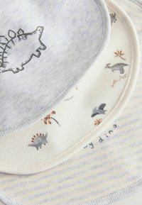 Thumbnail Image 6