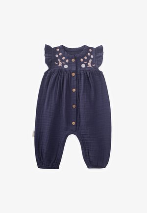 Tumedat sinine puuvillane kombinesoon lillekirjaga rindkere kohal, mis sisaldab nööpidega esiosa, volangkäiseid ja elastseid pahkluupäiseid.