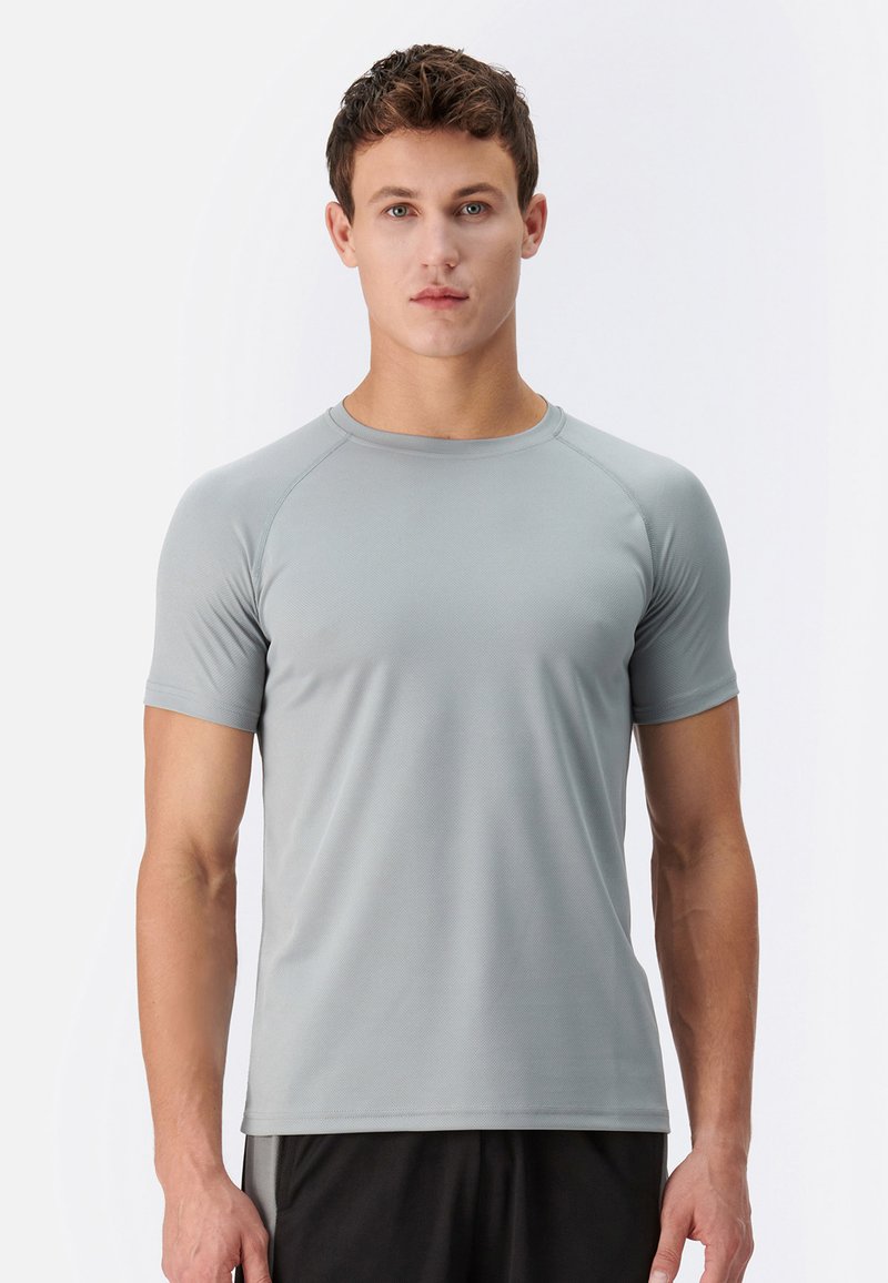 DAGI ACTIVE Tshirts basic grey/grå Zalando.dk