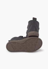 Pisamonas DOBLE TIRA ADHERENTE - Ankle Boot - gris