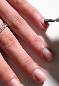 KIKO Milano POWER PRO NAIL LACQUER czerwony
