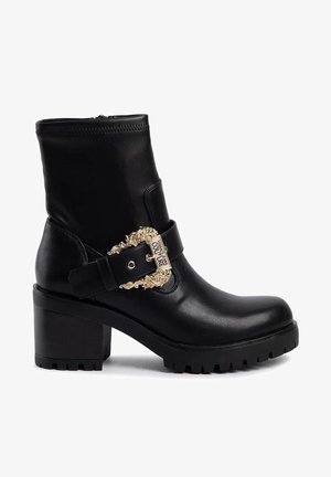 Versace Jeans Couture Bottines à plateau - noir