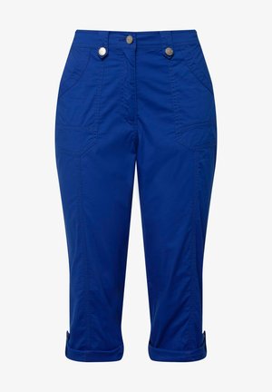 Blauwe capri-broek gemaakt van een lichtgewicht materiaal, met twee voorzakken, opgerolde boorden en zilveren knoopaccenten.